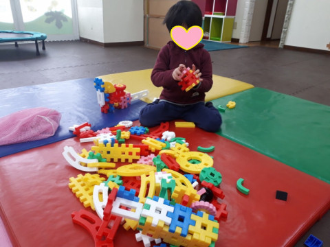 o1152086414153198057